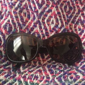 Authentic Prada sunglasses 😎